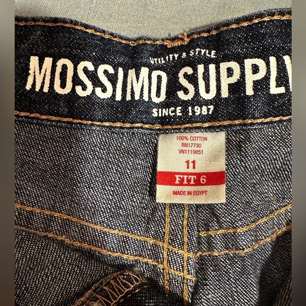 Women's Denim Shorts - Picture 4 of 5